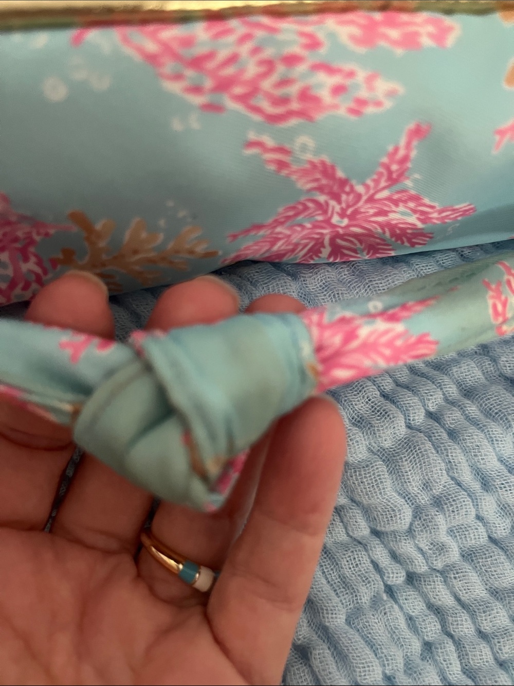 Lilly Pulitzer Clear 'BEACH' Cosmetic Bag in Aqua with Pink Coral - Picture 10 of 10